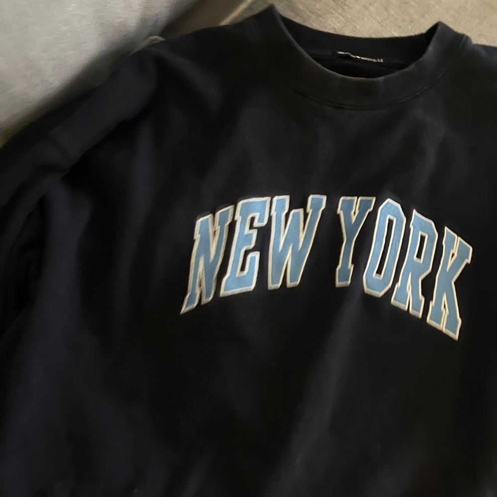 Brandy Melville sweatshirt